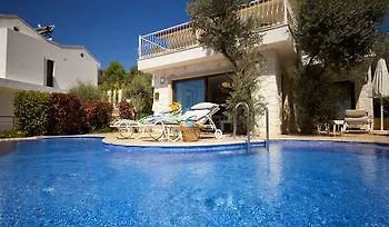 Nes Otel 4*